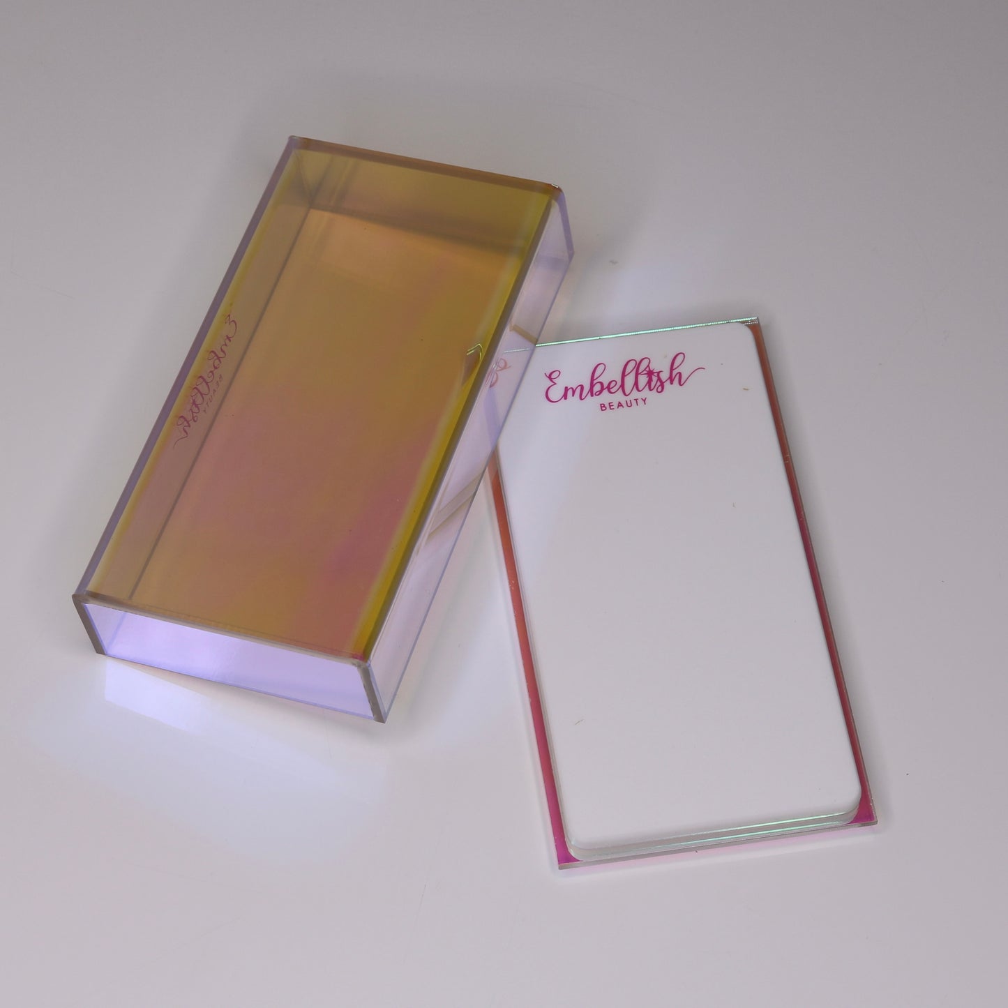 Iridescent Lash Tile with Cover